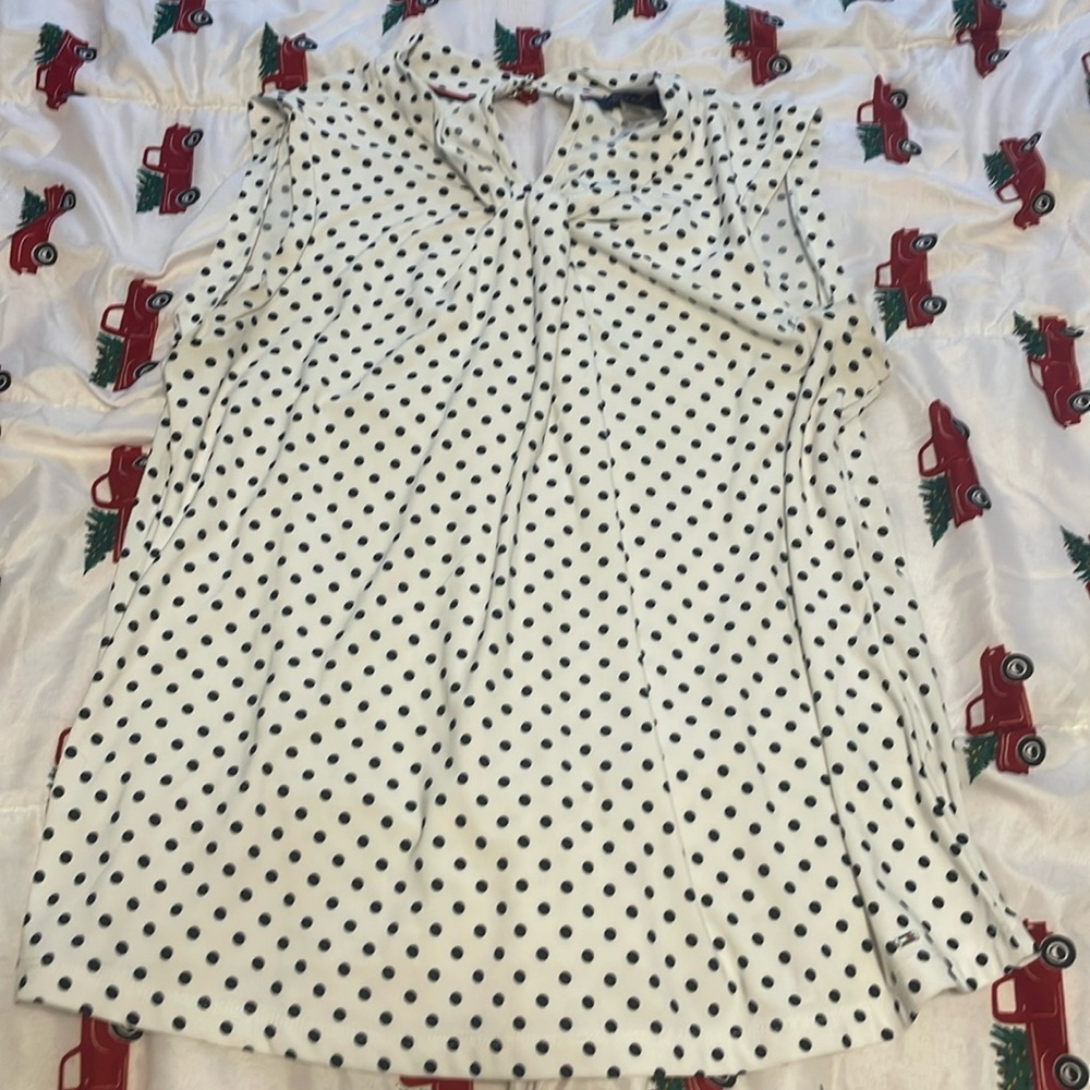Women’s Tommy Hilfiger sleeveless top